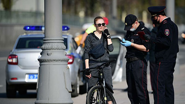 Журба нас враћа назад: Путин позвао на опрез у доношењу мера против епидемије